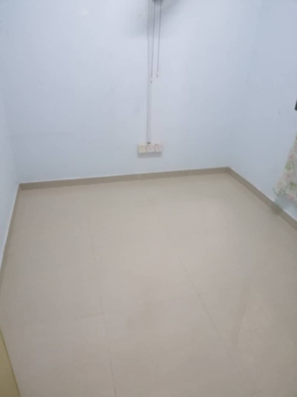 room for rent, single room, jalan klang lama, Small room for rent in avant court