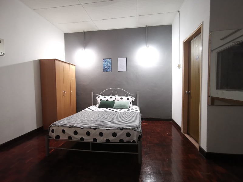 room for rent, medium room, damansara jaya, Fully Furnished Room Located at Damansara Jaya, Petaling Jaya