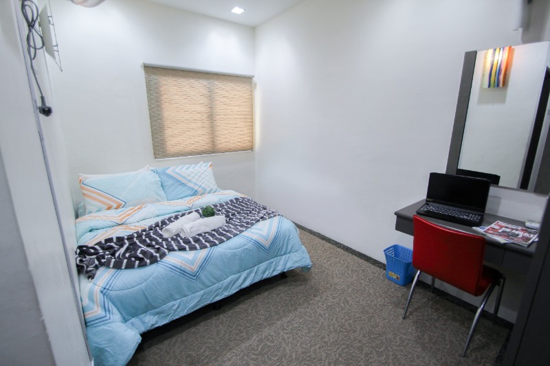 \u00f0\u0178\u0152\u0160[ Seri Kembangan East Lake Residence Penthouse ] Fully Furnished Middle Room with Private ...
