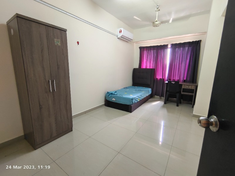 room for rent, medium room, vista komanwel c, Middle Room suitable for IMU/APU students