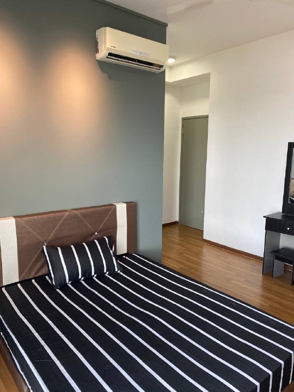 room for rent, master room, one south, MASTER ROOM MALE UNIT FLORA RESIDENCE ONE SOUTH