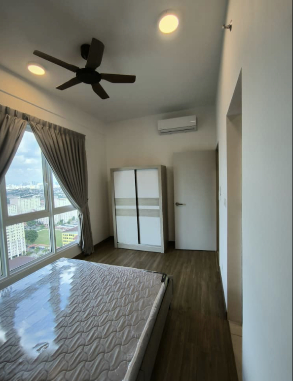 room for rent, studio, taman senai utama, Send the owner a message on WhatsApp/facebook if you want to RENT the unit(Mohammed Nhat)&Telegram(@muhammednhat101)