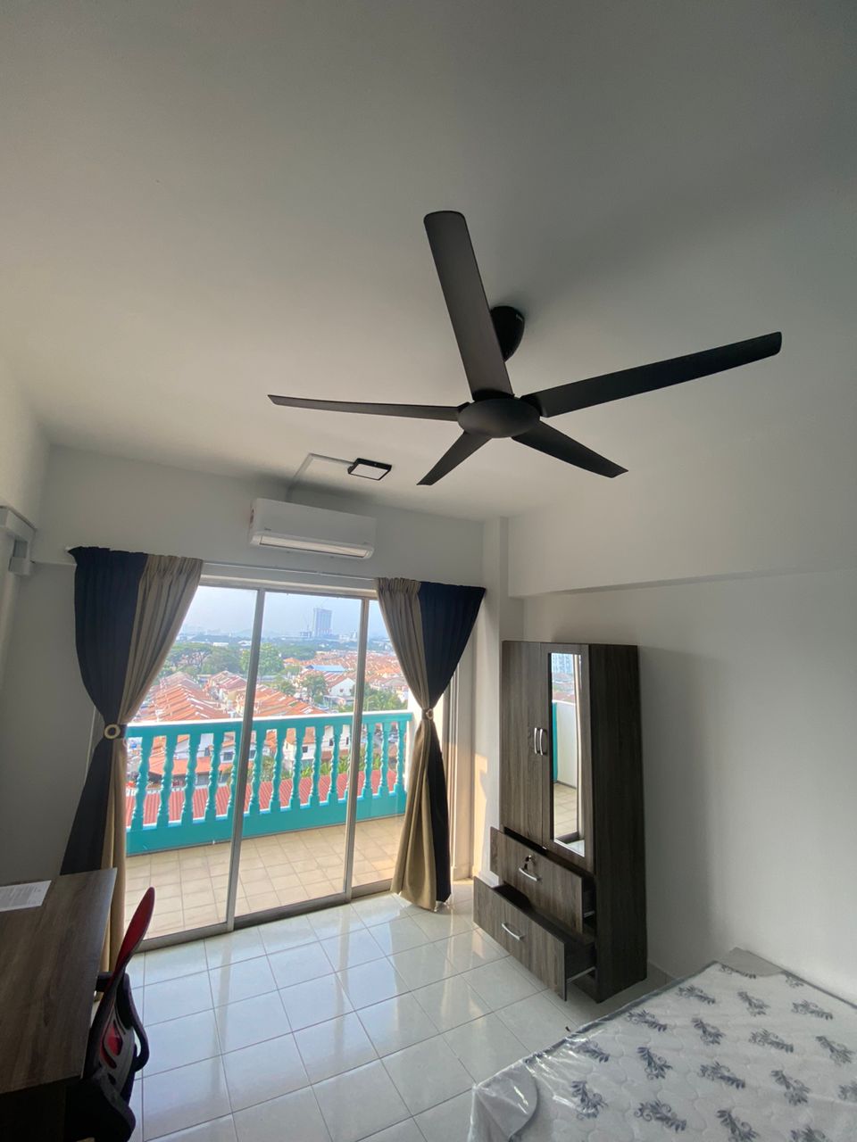 room for rent, single room, jalan sepakat indah 1, ROOM WITH BALCONY @ PLAZA INDAH KAJANG