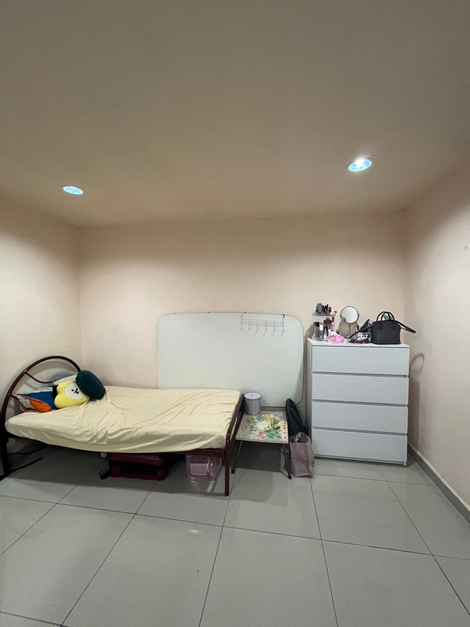 room for rent, master room, ss7, ROOM RENTAL AT KELANA PUTERI CONDOMINIUM