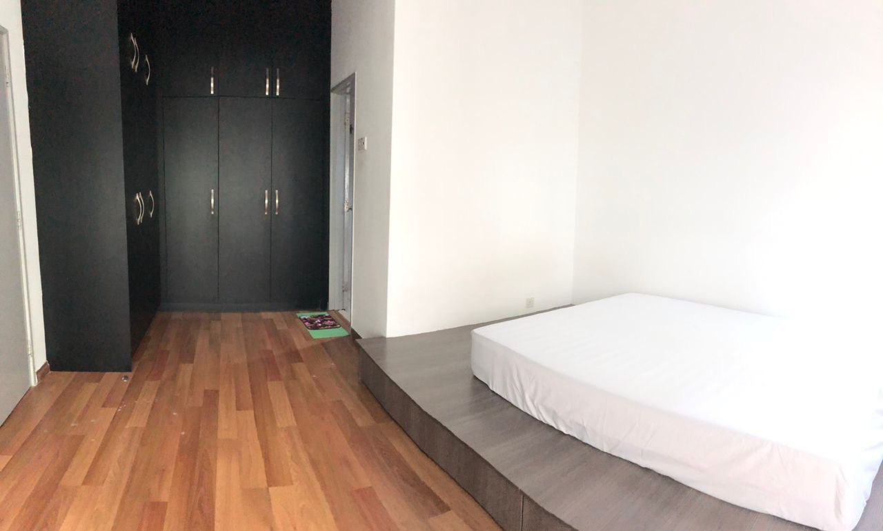 room for rent, master room, jalan bs 2/4, BAYAN VILLA MASTER ROOM FOR RENT