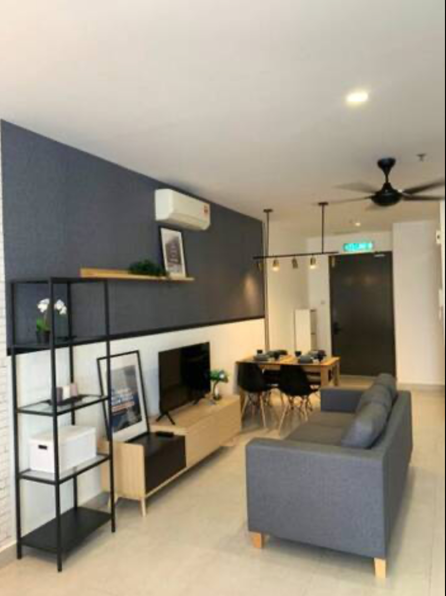 room for rent, studio, taman mount austin, Full Furnished Studio