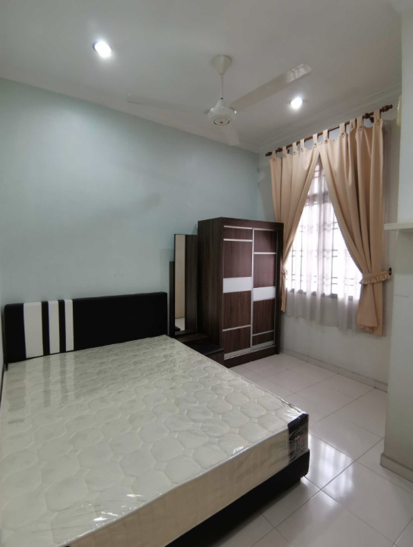 room for rent, master room, jalan harmonium 37/1, Taman Desa Tebrau, Johor Bahru