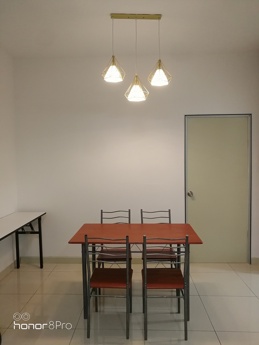 room for rent, medium room, subang jaya, (Alice Retreat) Middle Room For Rent @ Regina Residence USJ 1